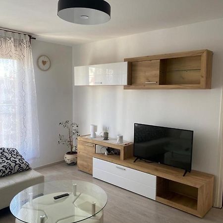 Apartment Vrbani ซาเกร็บ ภายนอก รูปภาพ