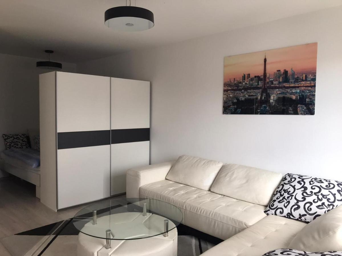 Apartment Vrbani ซาเกร็บ ภายนอก รูปภาพ